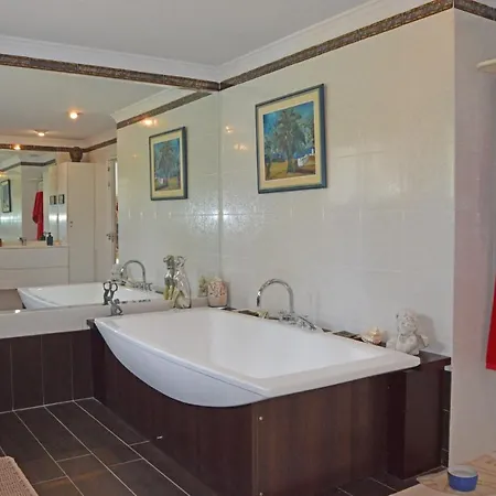 Villa Holiday With Lovely Pool Area 300m From The Beach In Atalaya Playa
