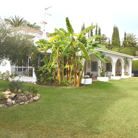 Holiday With Lovely Pool Area 300m From The Beach In Atalaya Playa *